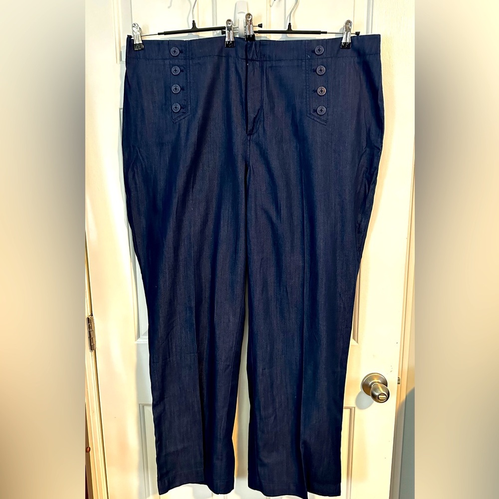 NWT Women’s Talbots Wide Leg Lightweight Jeans